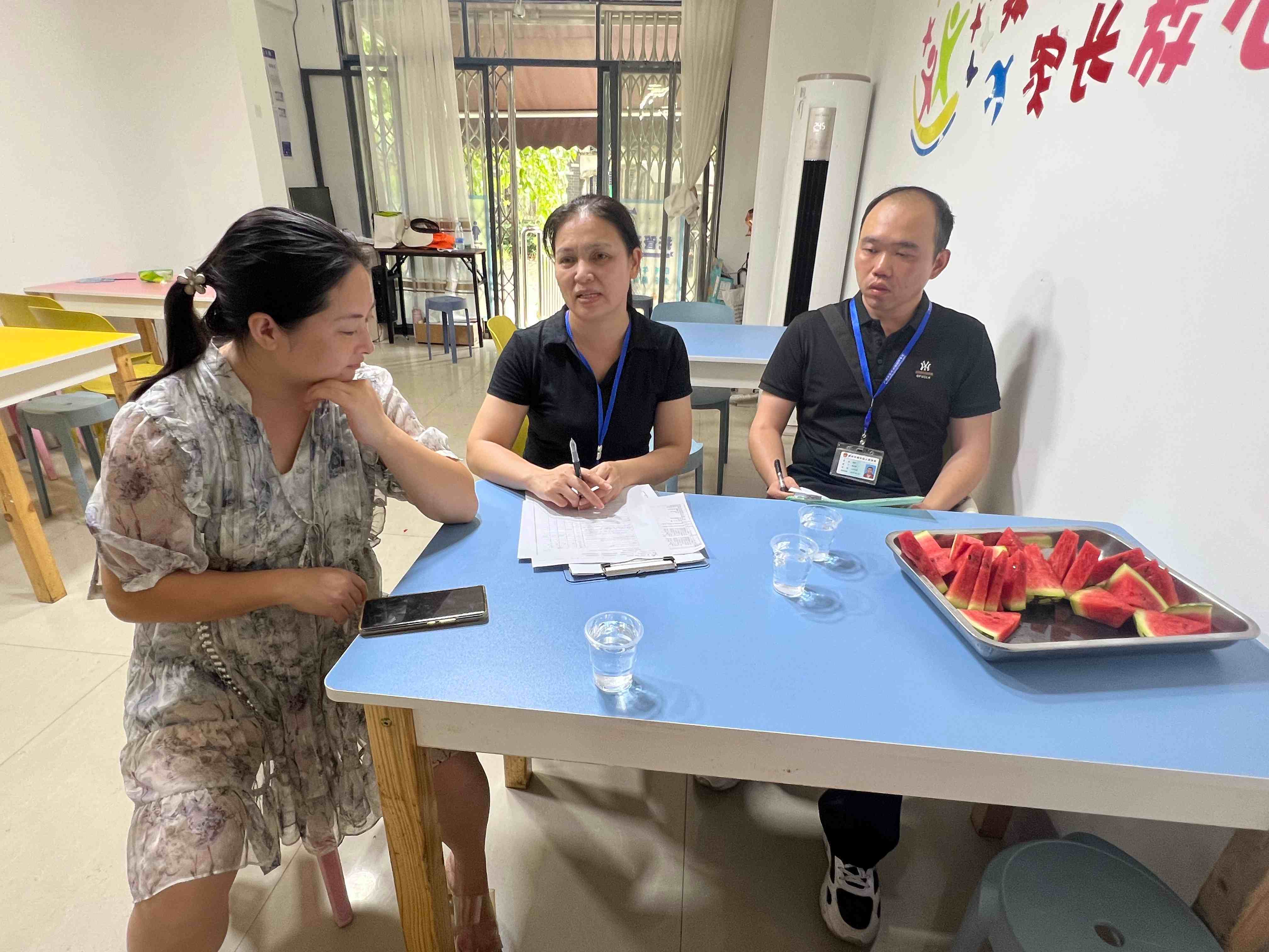 国家统计局柳州调查队联合社区开展住户调查走访 夯实源头数据质量(1).jpg