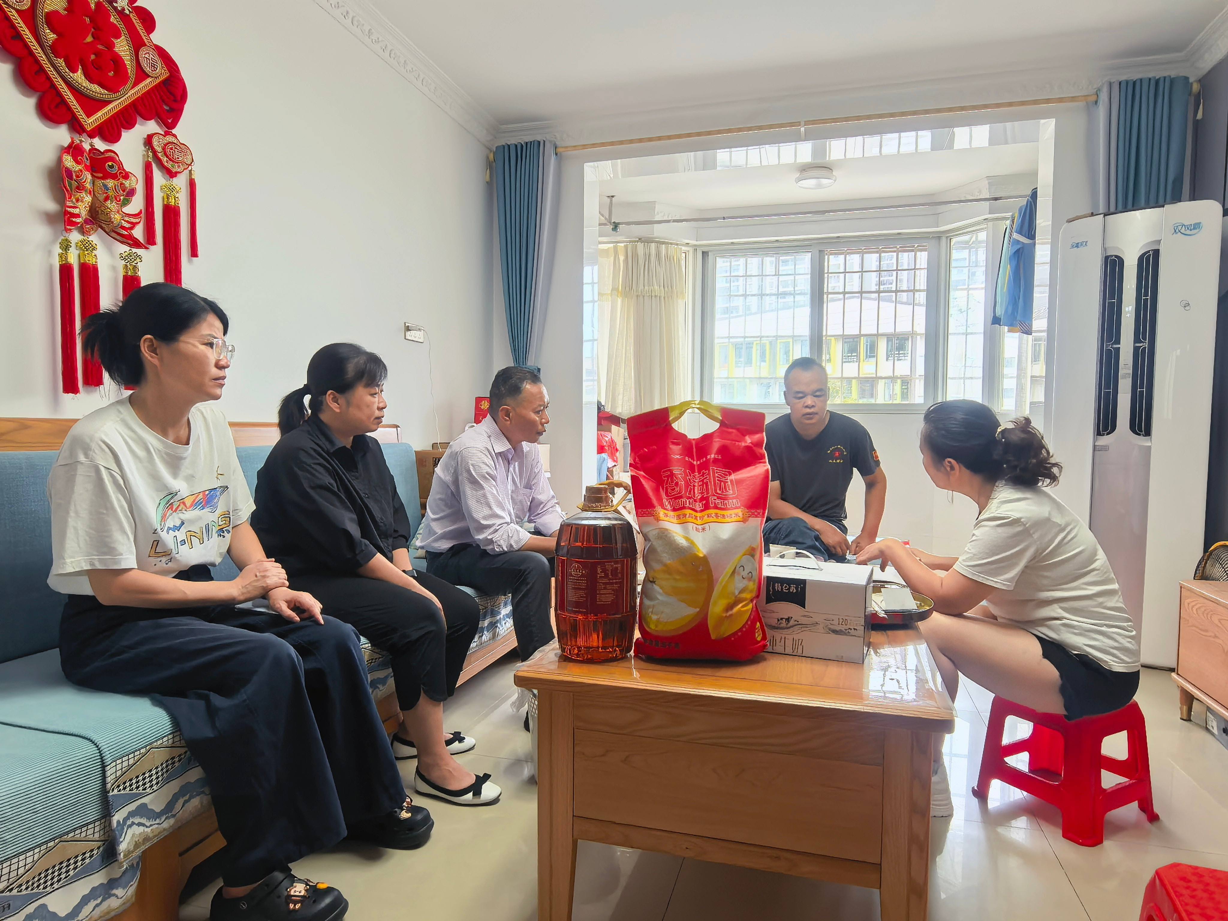 熊桂华.jpg